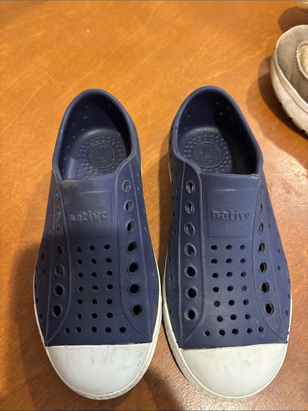 Native Kids Slip-On Water Shoes in Navy and White